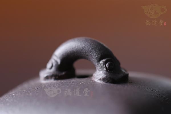 青铜盉