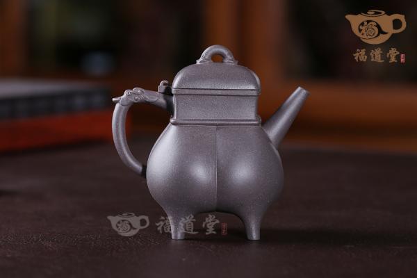 青铜盉