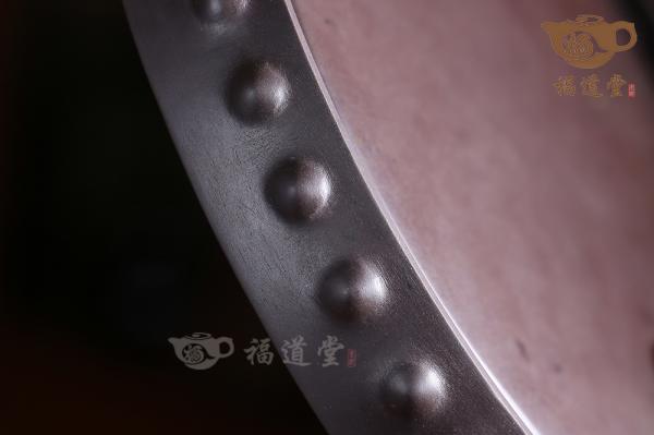 紫端狮首鼓式三足承盘 