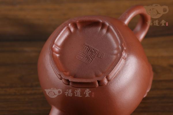 六方玉樽 