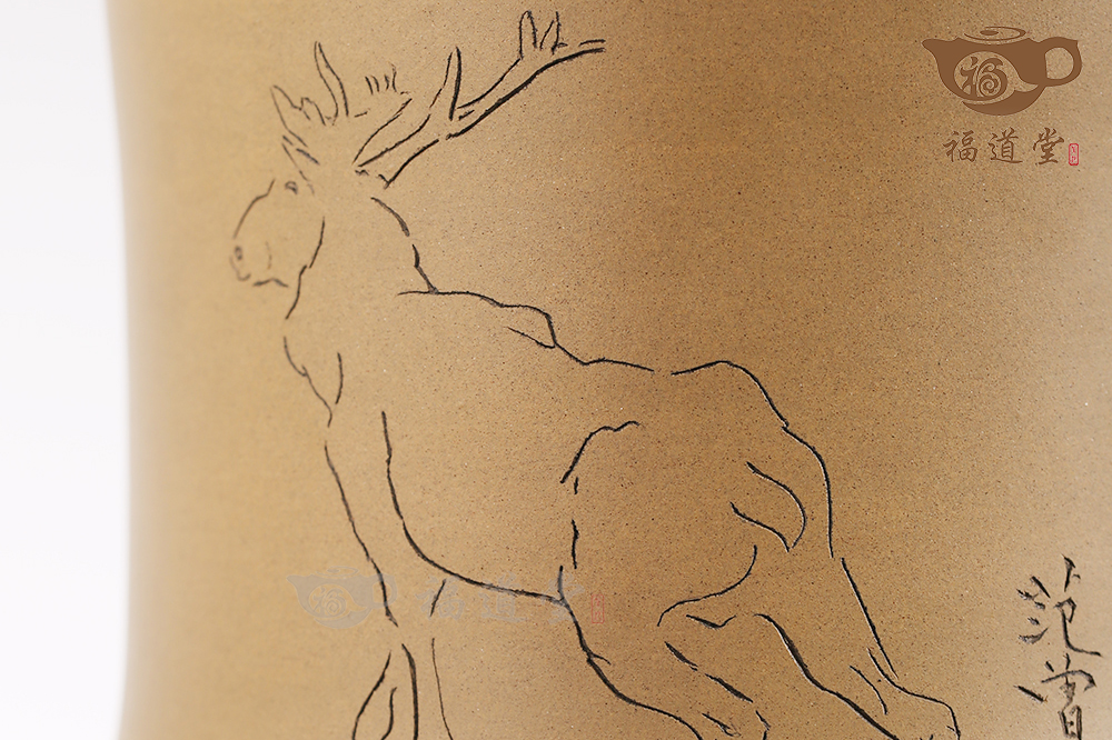 笔筒（范曾画）